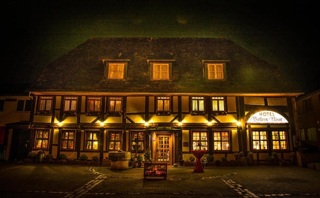 Hotel Hellers Krug Холцминден Екстериор снимка